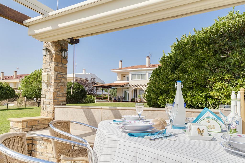 Villa Nefeli Akti Salonikiou B Ágios Nikólaos Extérieur photo