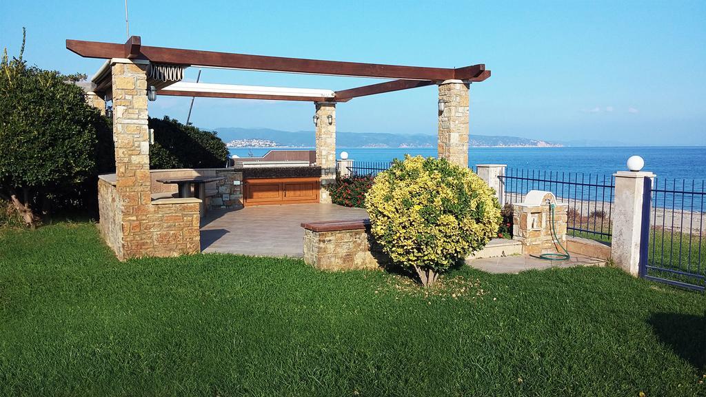 Villa Nefeli Akti Salonikiou B Ágios Nikólaos Extérieur photo